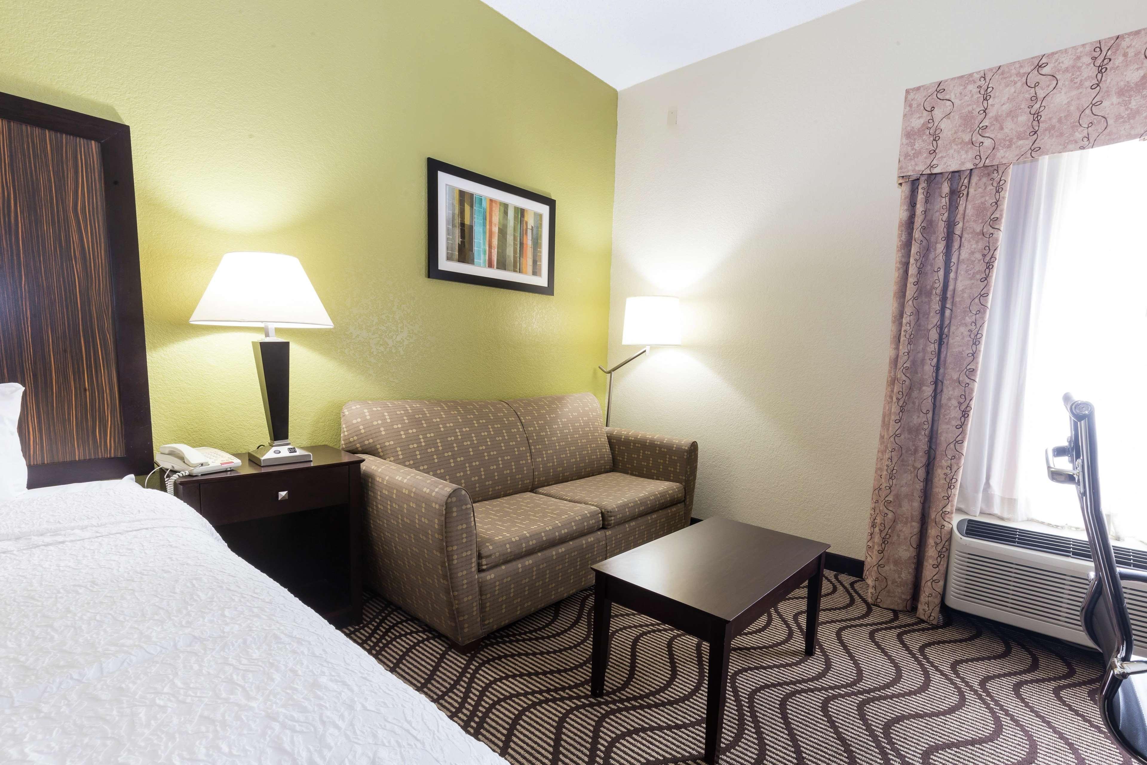 Hampton Inn Kerrville Exterior photo