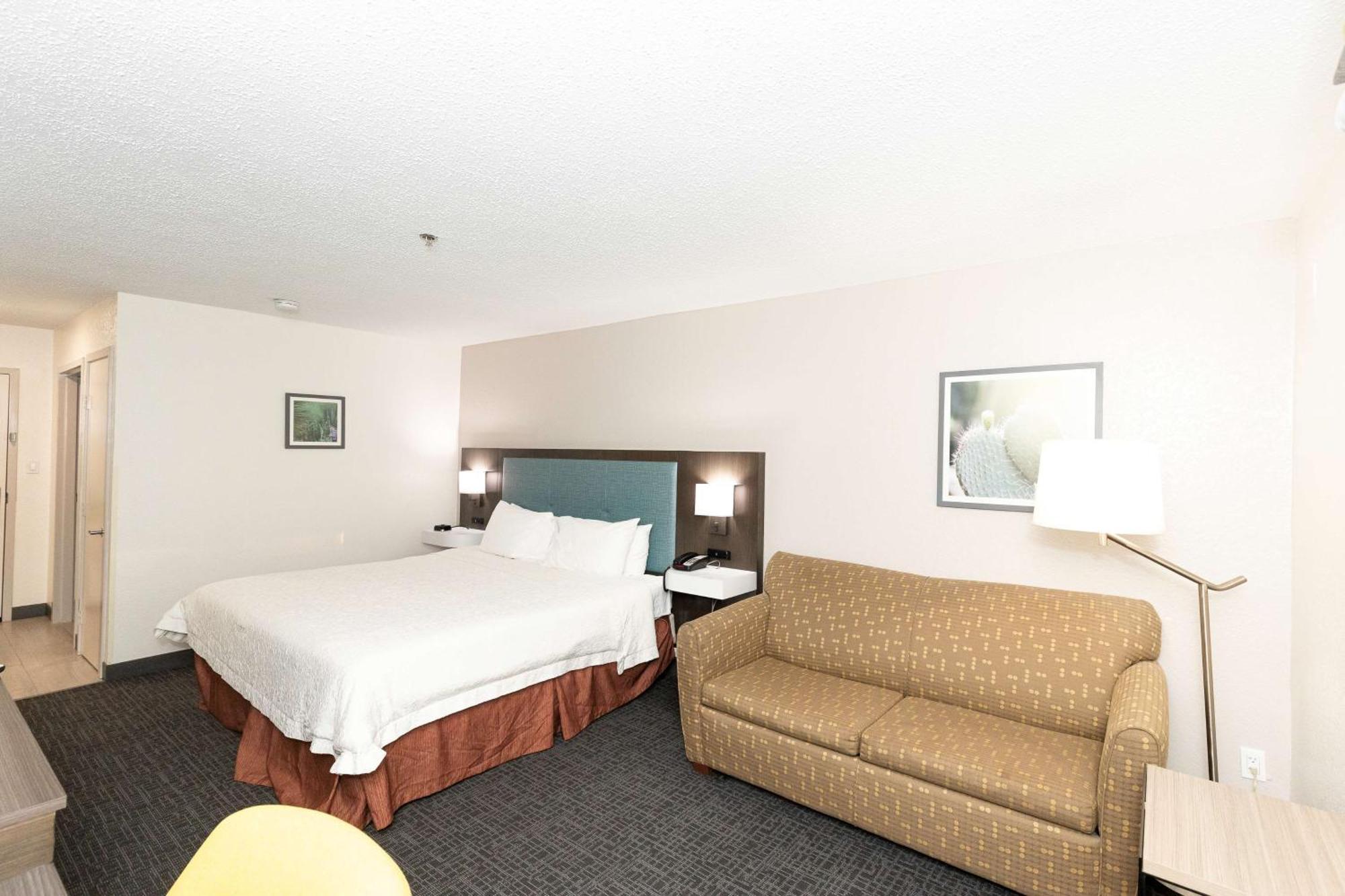 Hampton Inn Kerrville Exterior photo